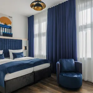 Hotel Homaris East Side ***