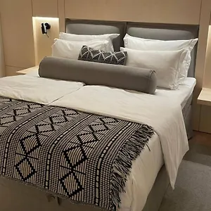Aparthotel Mrstil Design *****